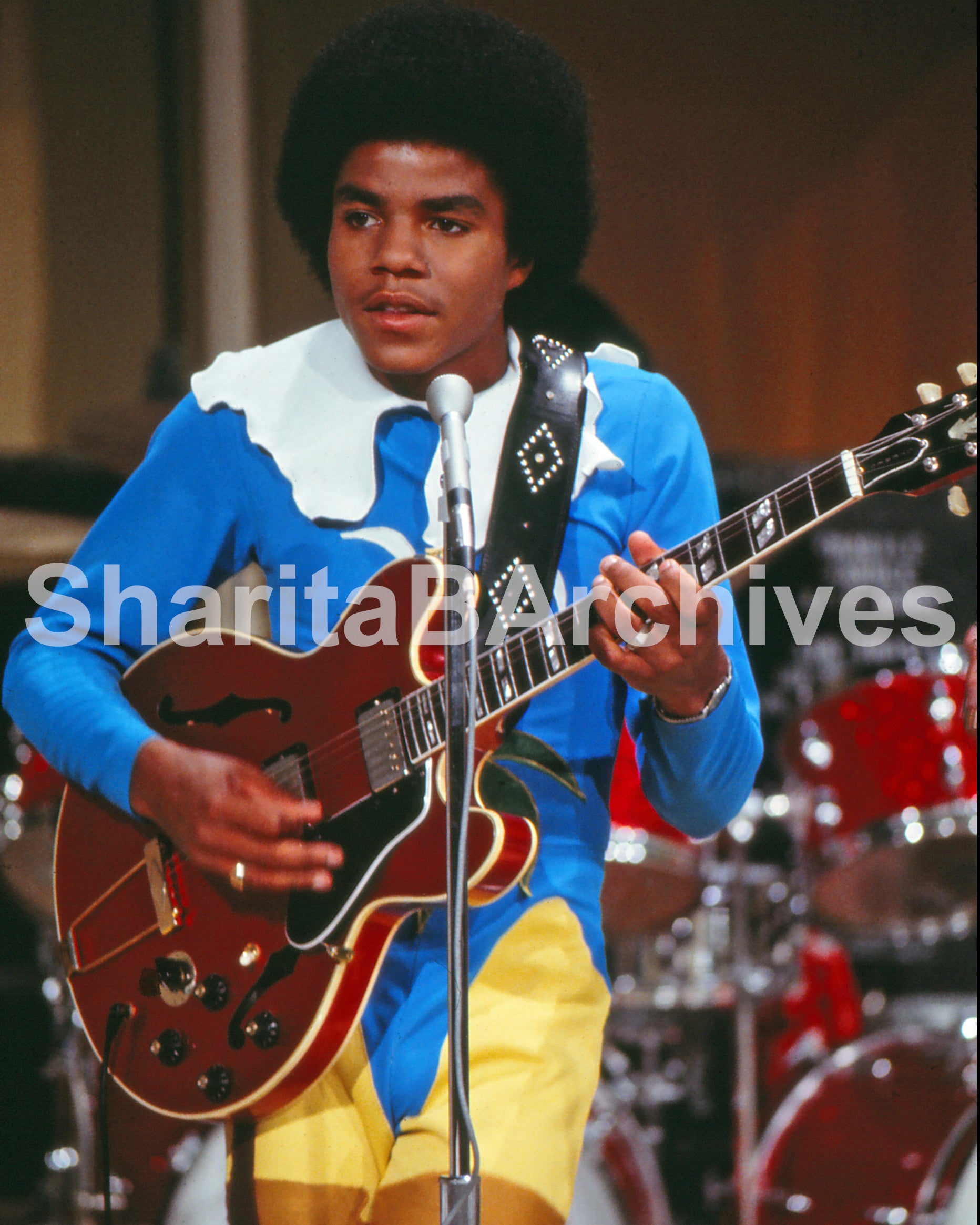 Tito Jackson — Jackson 5 Live Performance